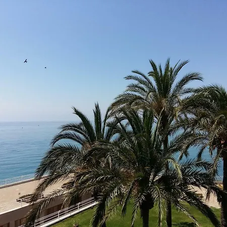 Estudio En 1ª Linea En Santa Clara Appartement